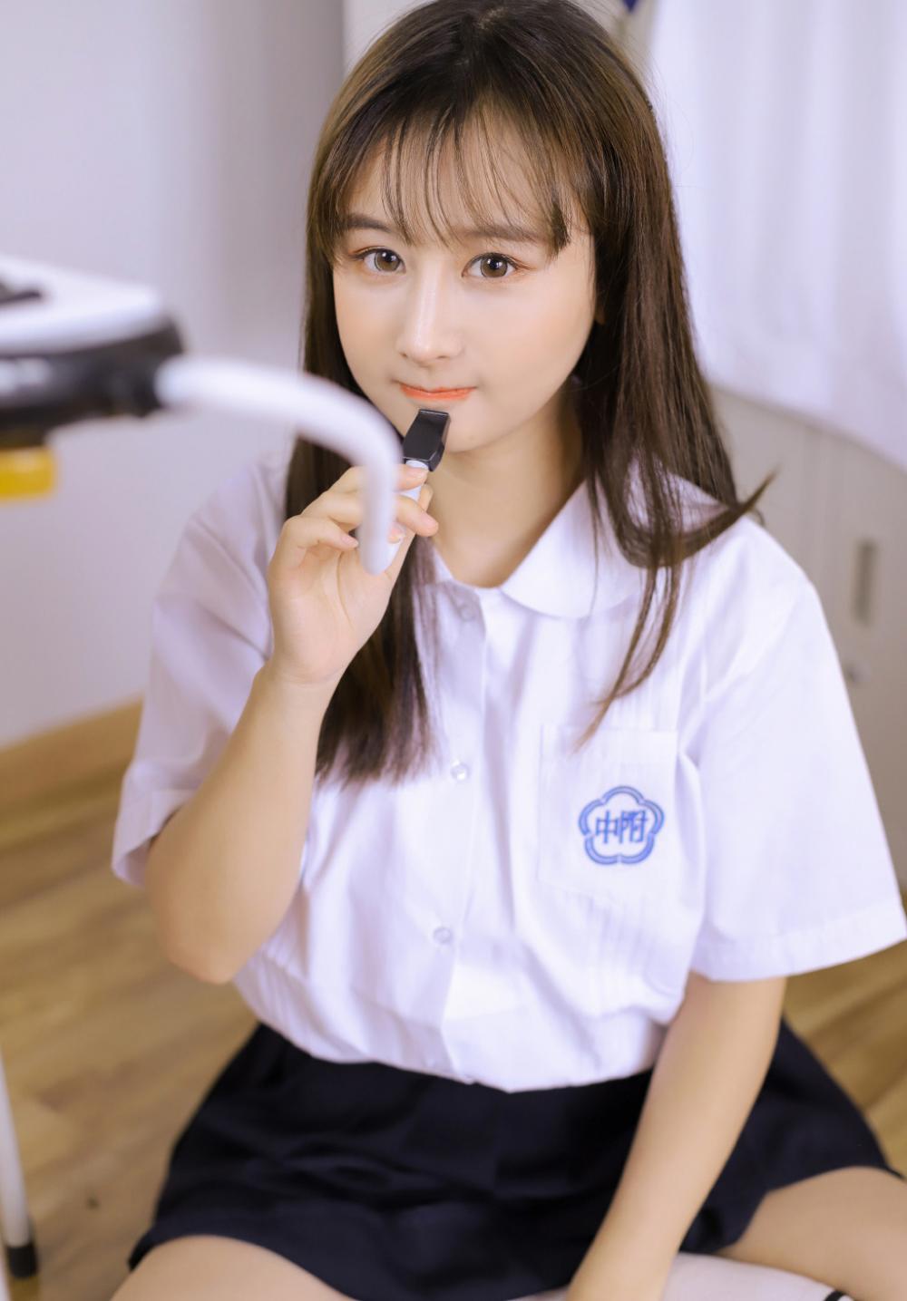 微笑着面对生活作文